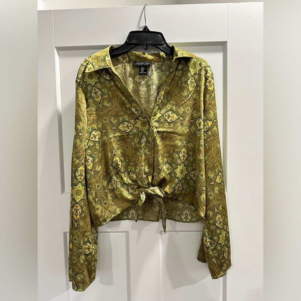 Women’s satin long sleeve crop top